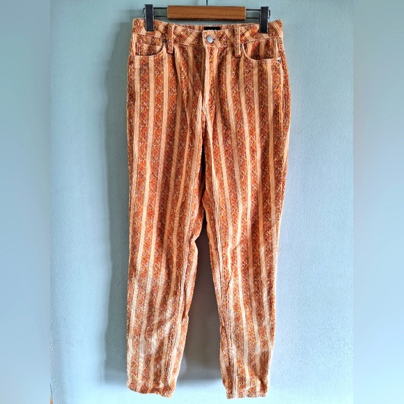 BDG Women's Orange Floral Corduroy Mom High Rise Jeans Size 26 - Picture 1 of 5